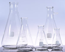 Cargar imagen en el visor de la galería, Matraz Erlenmeyer 4000 ml. Pyrex ®